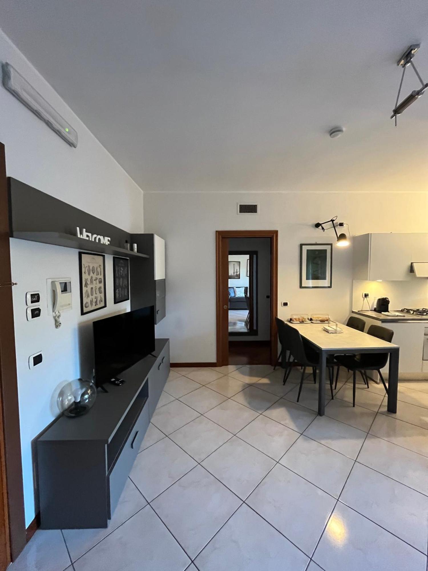 Il Parco 2 Apartment Rome Bagian luar foto