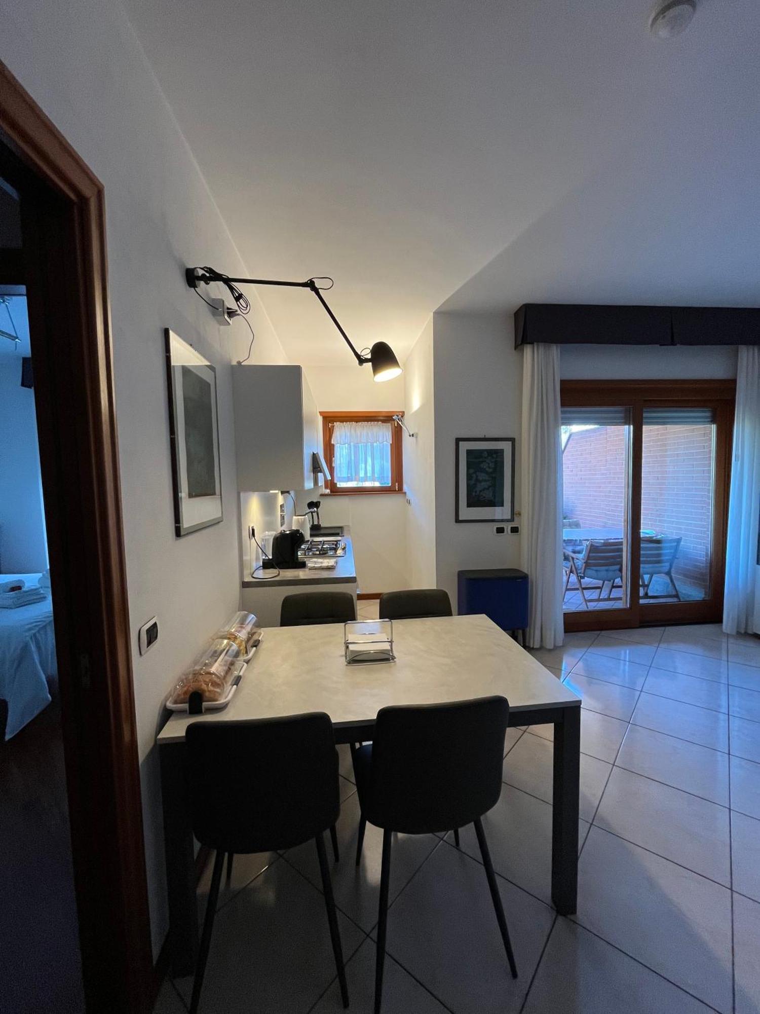 Il Parco 2 Apartment Rome Bagian luar foto