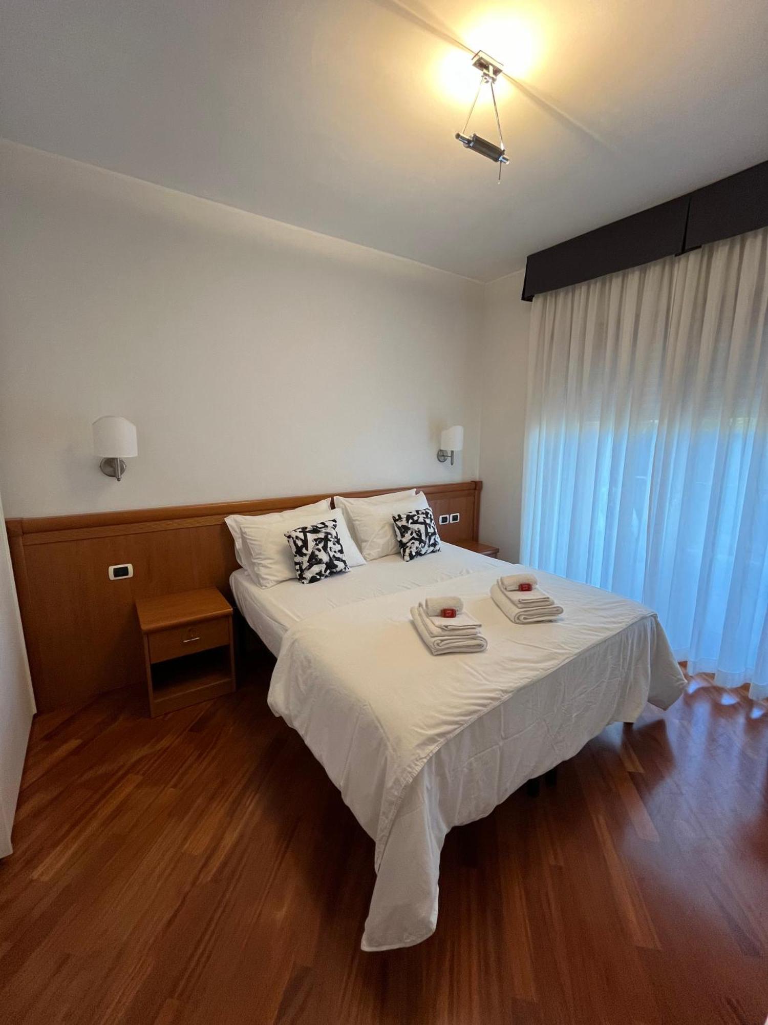 Il Parco 2 Apartment Rome Bagian luar foto